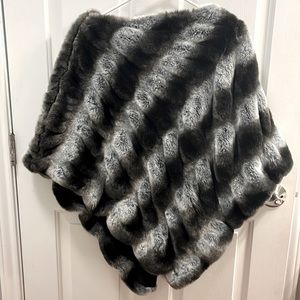 Donna Salyers Small Luxury Faux Fur Poncho